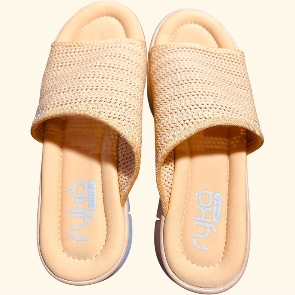EUC Ryka Ellie Plush-FIt yellow foam slide sandals Sz 6M
